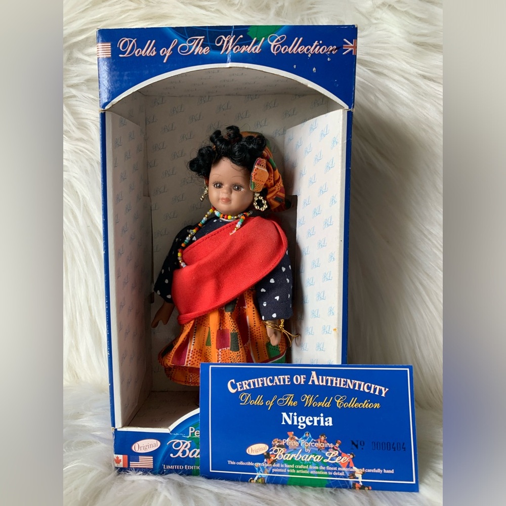 Dolls of the World Collection Petite Porcelains by Barbara Lee 2001 Nigeria